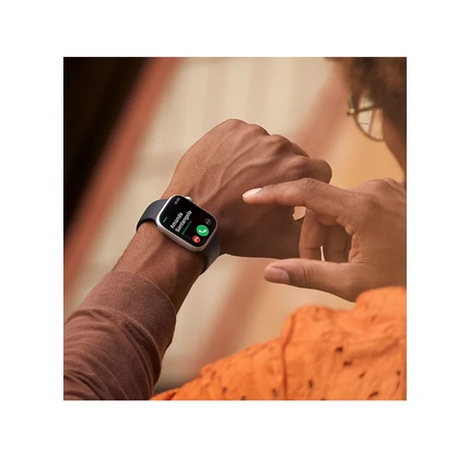 Smart saat Apple Watch Series 8 GPS, 45mm NFC Midnight Aluminium Case with Midnight Sport Band - Regular (MNP13GK/A)