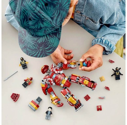 Lego Konstruktor Super Heroes Marvel: Hulkbuster: Vakanda Döyüşü